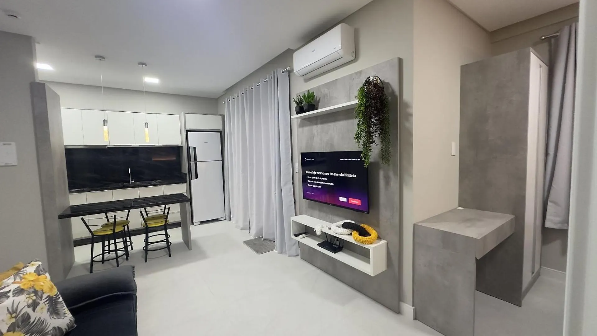 Apartment 570 - Lindo Flat A 350M Da Praia De Bombas Bombinhas Brazil